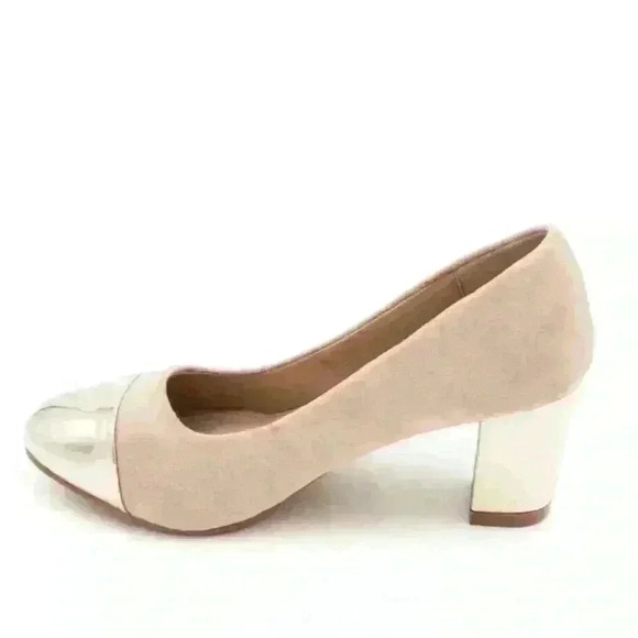 GIRLHOOD Shoes - GIRLHOOD Beige Shoe With Gold Tip & Heel